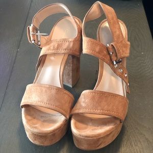 Platform Gianvito Rossi shoe